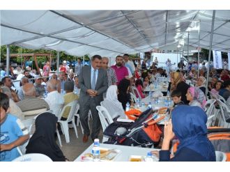 Milletvekili Şahin Ve Gürkan, İftar Çadırını Ziyaret Etti