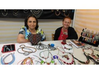 Gece Pazarı Kadınların Ürünlerini Değerlendirme Yeri Oldu