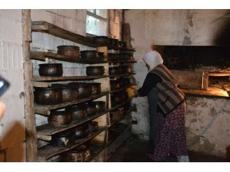 İskilip’te Ramazan’da Keşkek Geleneği Sürüyor