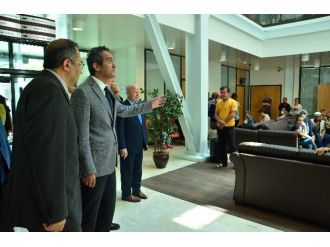 Vali Kaban, Beü Kanser Araştırma Merkezine Hayran Kaldı