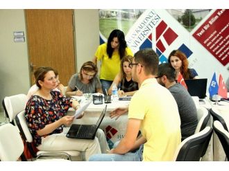 Bilim Ve Teknolojinin Adresi Hkü’de Tercih Günleri Başladı