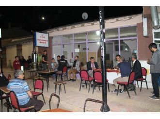 Kaymakam Pektaş İftar Programında, Çay Sohbetinde