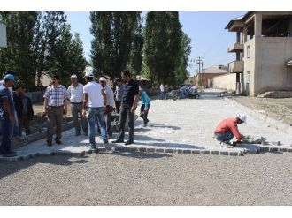 Ağrı Belediyesinin Yol Yapım Çalışmaları