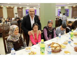 Taşköprü Belediyesi, Yetimleri Unutmadı