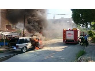 Araç Yangını Güçlükle Söndürüldü