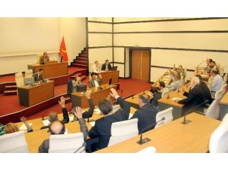 Taahhüdünü Yerine Getirmeyen Müteahhitler Kamuoyuna Açıklanacak