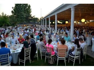 Bursalı Grubu Ailesi İftarda Bir Araya Geldi