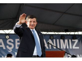 Başbakan Davutoğlu Van’da
