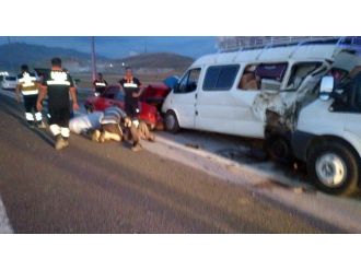 Niğde’de Zincirleme Kaza: 1 Ölü, 5 Yaralı