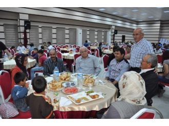 Ürgüp Belediye Başkanı Yıldız, Belediye Personeli İle İftarda Biraraya Geldi