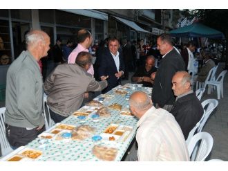 Gümüşhane’de Açık Hava İftarına Yoğun İlgi