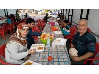 Başkan Keskin İftarını İftar Çadırında Vatandaşlarla Açtı