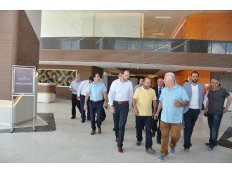 Başkan Ayaz, Symbol Avm’yi Gezdi