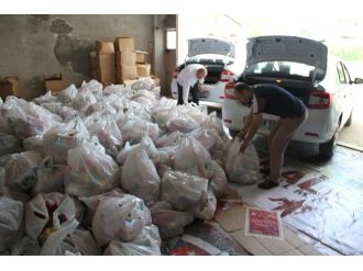 Akyazı Belediyesi Ramazanda Yardımlarına Devam Ediyor