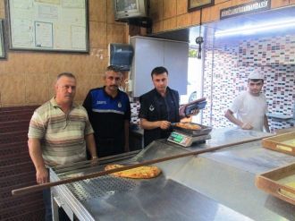 Zabıta Sokaktaki Ekmek Satışına Dikkat Çekti