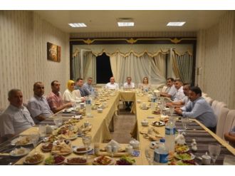 Vali Süleyman Tapsız, Milli Eğitim Camiasıyla İftarda Buluştu