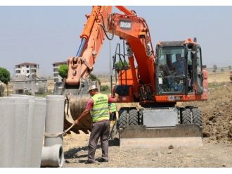 Mahalleler Altyapıya Kavuşuyor