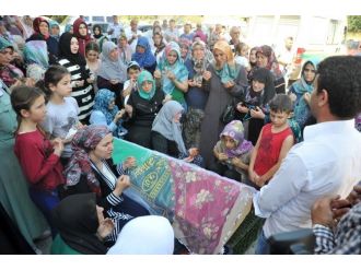 Üniversiteli Aslı, Duvağa Sarılı Tabutu İle Evine Geldi