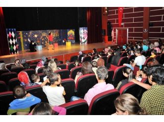 Akşehir’de Çocuklar İçin Tiyatro
