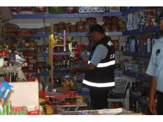 İscehisar’da Bakkal Ve Marketlerde Zabıta Denetimi