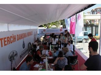 İbb Tercih Danışma Merkezleri, Öğrencilerin Hizmetinde