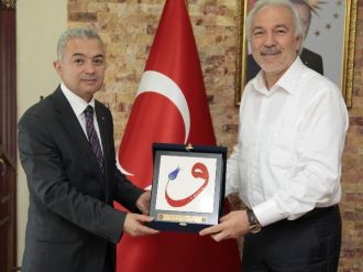 Törenlerde Hitabıyla Coşan Ve Coşturan Vali Yardımcısı Kütahya’ya Veda Ediyor