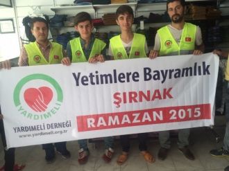 Silopi’deki Yetimlere Bayramlık Yardımı