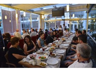 Başkan Ataç Basın Mensupları İle İftarda Bir Araya Geldi