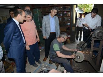 Başkan Edebali’den Esnafa Destek