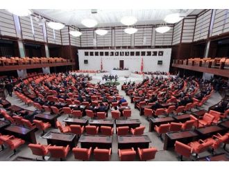 Lübnan Tezkeresi Meclis’te Kabul Edildi