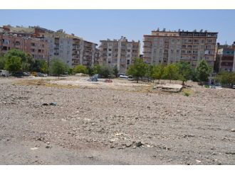 Eski Devlet Hastanesi Yerinin Akıbeti Merak Ediliyor