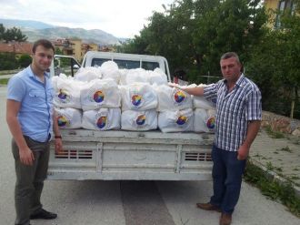 730 Aileye Gıda Yardımı