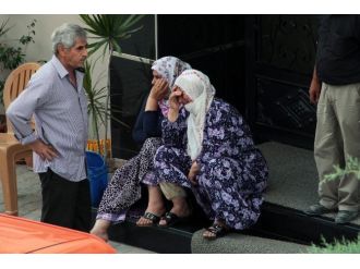 Genç Kadın, Tartıştığı Kocasına Kurşun Yağdırdı