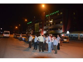 Taksici Bıçaklanarak Gasp Edildi