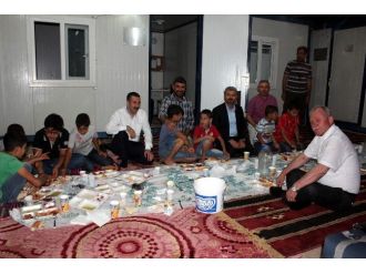 Eğitim-bir-sen-suriyeli Yetimleri Unutmadı