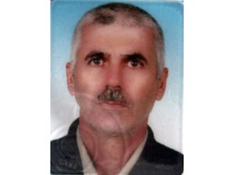 Duvara Çarptığı Araç Mezarı Oldu