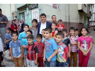 Çocuklardan Başkan Fadıloğlu’na Sevgi Gösterisi