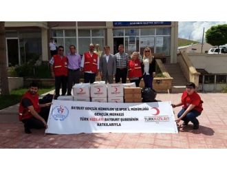 Gençlik Merkezi Ve Kızılay Yardımlarını Sürdürüyor
