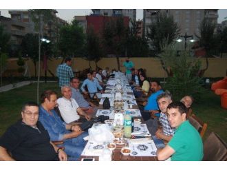 Gazeteciler İftar Yemeğinde Bir Araya Geldi