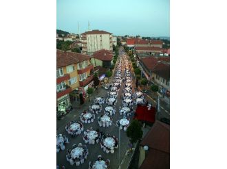 Mahallemde İftar Programı Ferizli İle Devam Edecek