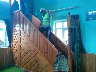 İbadethaneler Pırıl Pırıl