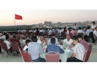 Dicle Elektrik Çalışanları, İftarda Buluştu