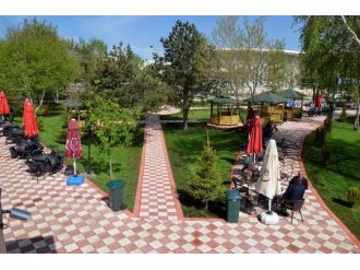 Ramazan’da Erzurum’un Tercihi Palandöken Aile Çay Bahçesi Oldu…