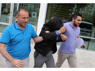 Okul Aile Birliği Başkanının, 20 Kız Öğrenciye Sarkıntılık Ve Tacizden Cezalandırılması İstendi