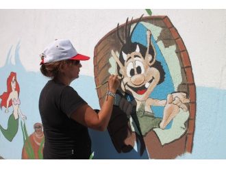 Hastaneden Sonra Askeri Lojmanlara Çizdiler