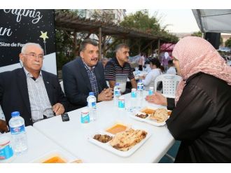 Gürkan: “İftar Çadırı’na Gelen Herkes Baş Tacımızdır”