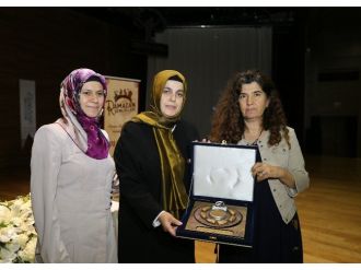 Yazar Damla, Gazianteplilere “Hz.zeynep”i Anlattı