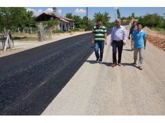 Yol, Asfalt Çalışmaları Devam Ediyor