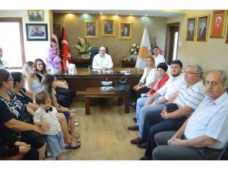 Ak Parti Şehzadeler İlçe Teşkilatı’na 200 Kişilik Katılım