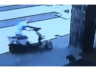 Camiden Hafızın Elektrikli Bisikletini Çaldılar